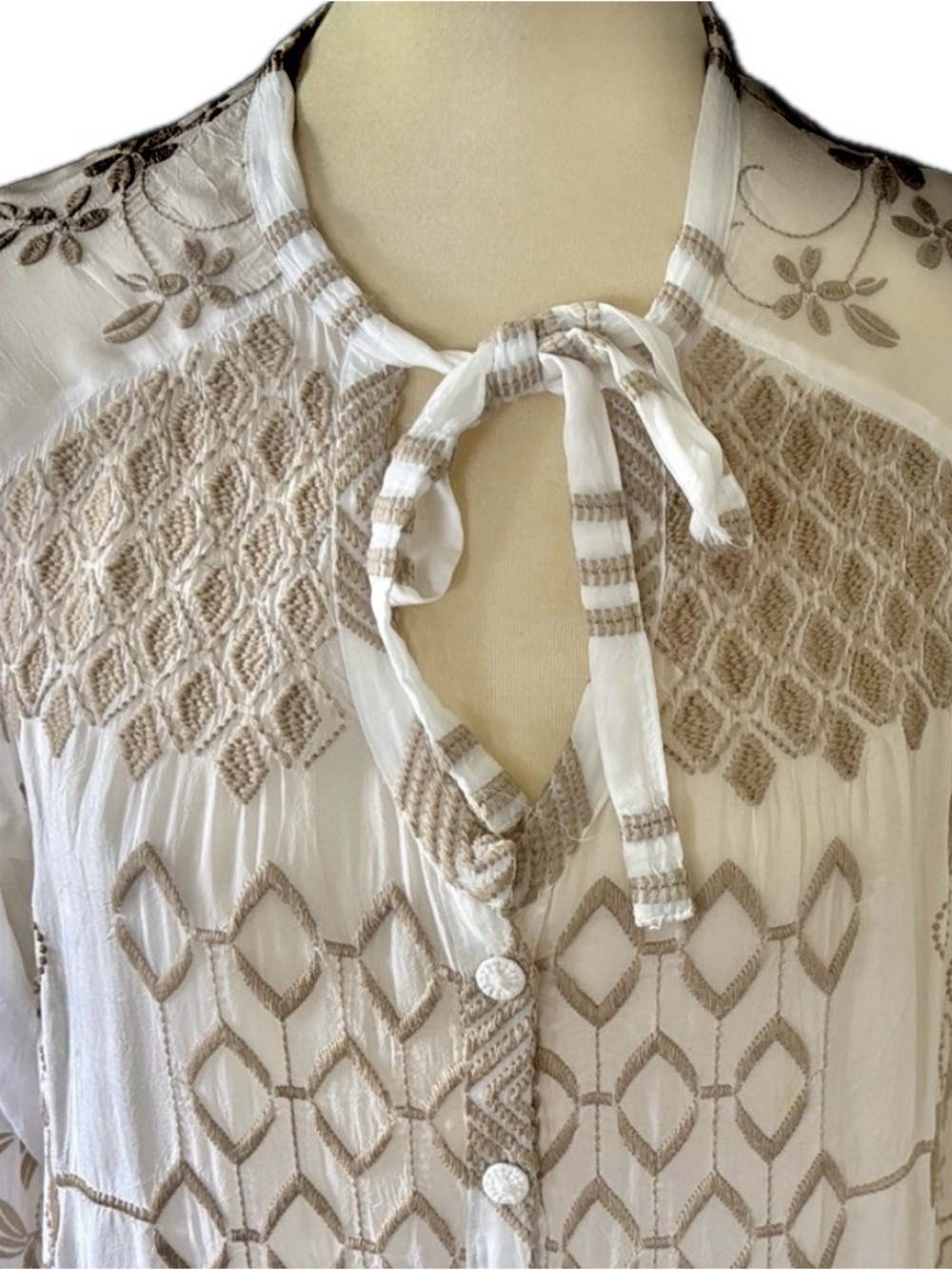 Johnny Was White Sheer Embroidered Tunic with Tan Lattice and Multicolor Floral - Picture 5 of 9